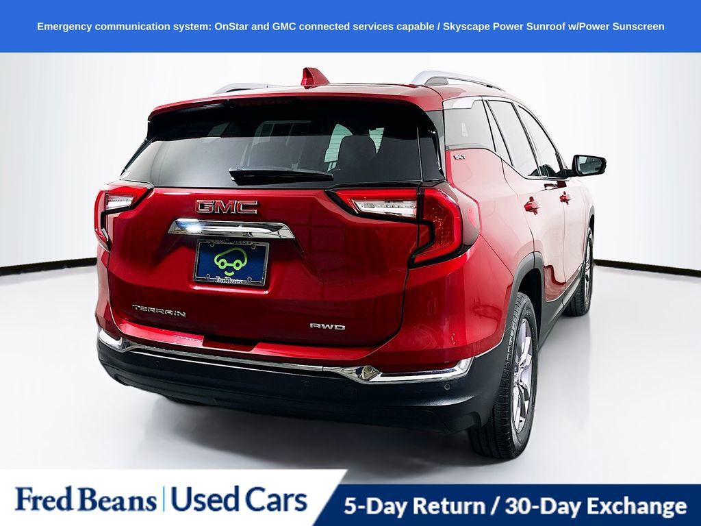 Used 2023 GMC Terrain SLT w/ Tech Package AWD/4WD image 9