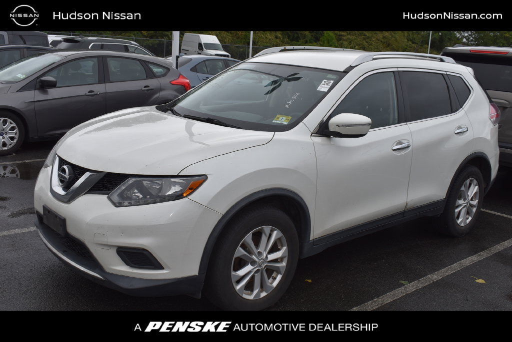 Used 2015 Nissan Rogue SV AWD/4WD image 1