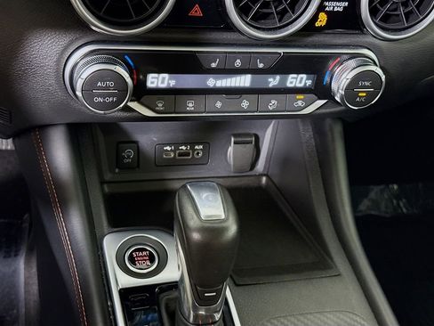 Certified 2024 Nissan Sentra SR w/ SR Premium Package FWD image 7