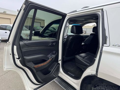 Used 2015 Chevrolet Tahoe LTZ image 23