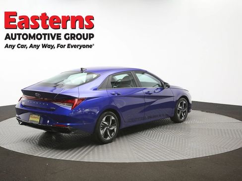 Used 2023 Hyundai Elantra Limited w/ Preferred Accessory Package FWD image 43