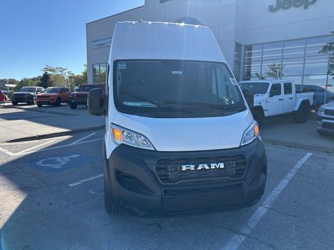 New 2026 RAM ProMaster 3500 w/ Power Group image 9