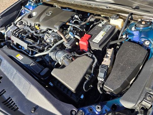 Used 2021 Toyota Camry SE image 21