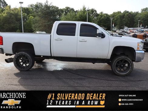 Used 2008 Chevrolet Silverado 2500 LTZ w/ Safety Package AWD/4WD image 1