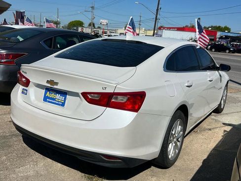 Used 2016 Chevrolet Malibu LT w/ Leather Package image 3