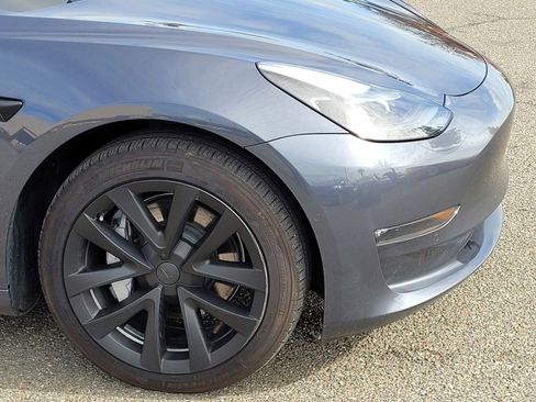 Used 2022 Tesla Model 3 Long Range image 16