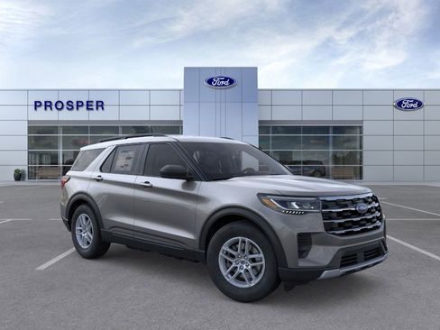 New 2026 Ford Explorer Active image 7