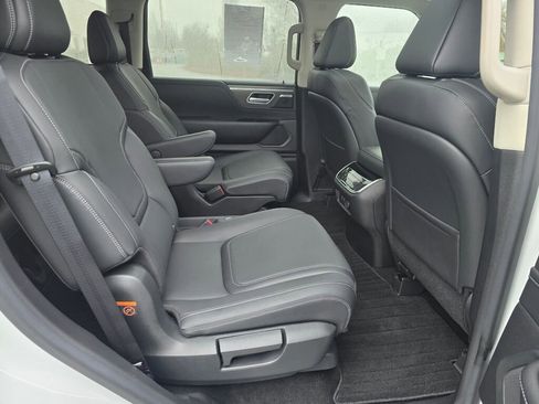 Used 2025 INFINITI QX80 Pure image 13