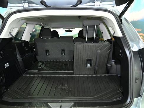 Used 2022 Subaru Ascent Premium w/ Convenience Package image 63