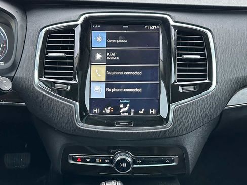 Used 2018 Volvo XC90 T6 Momentum image 28