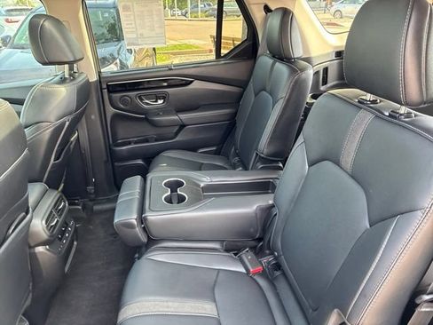 Used 2024 Honda Pilot Touring image 24