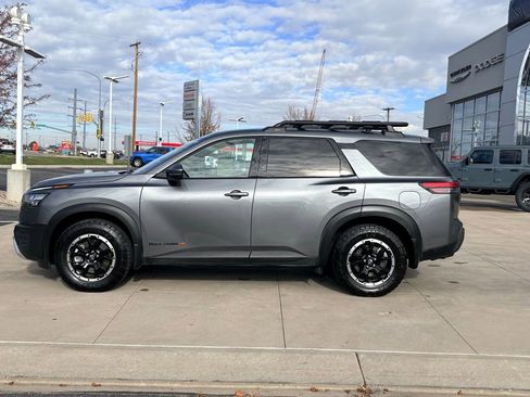Used 2025 Nissan Pathfinder Rock Creek image 9