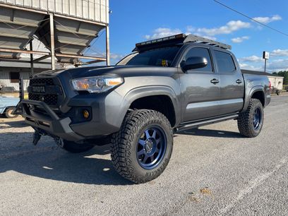 Used 2017 Toyota Tacoma SR