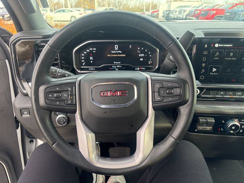 Used 2025 GMC Sierra 1500 SLT AWD/4WD image 20