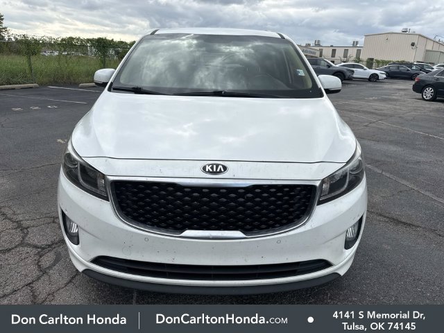 Used 2017 Kia Sedona SX FWD image 2