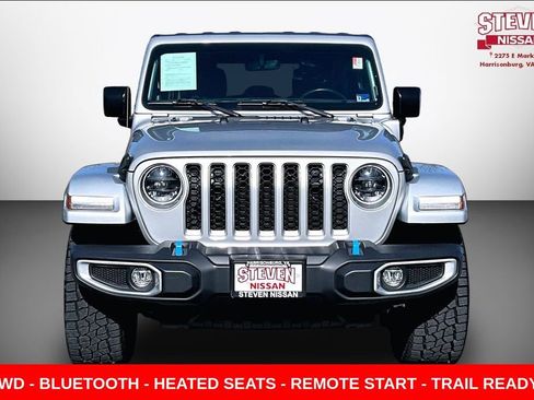 Used 2023 Jeep Wrangler Unlimited Sahara w/ Cold Weather Group AWD/4WD image 2