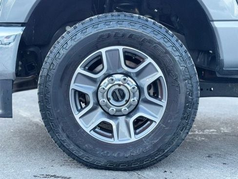Used 2024 Ford F250 Lariat image 3