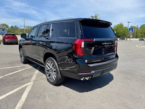 Certified 2026 GMC Yukon Denali Ultimate AWD/4WD image 4