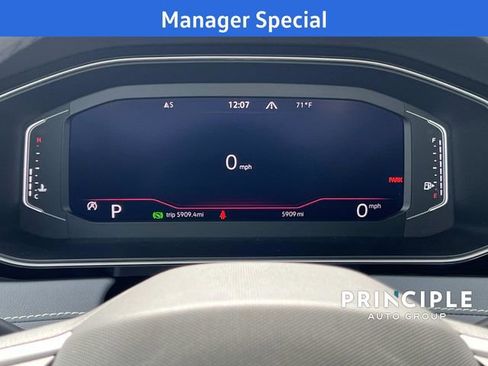 New 2025 Volkswagen Jetta SEL image 18