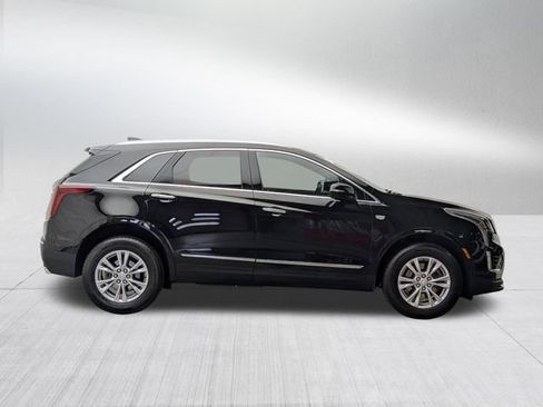 Certified 2023 Cadillac XT5 Luxury w/ LPO, Floor Liner Package AWD/4WD image 4