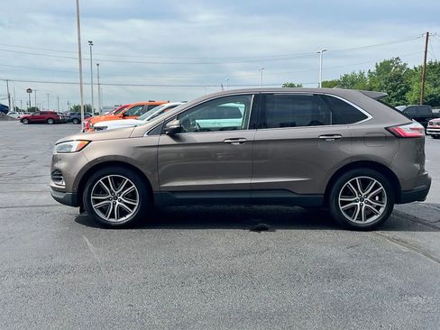 Used 2019 Ford Edge Titanium w/ Equipment Group 301A AWD/4WD image 8