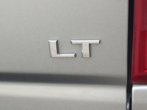 Used 2025 Chevrolet Silverado 2500 LT w/ Convenience Package AWD/4WD image 47