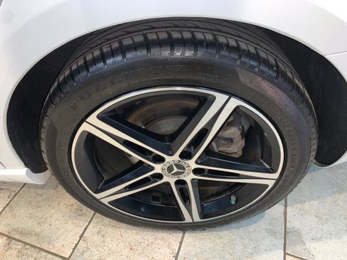 Used 2022 Mercedes-Benz A 220 4MATIC image 11