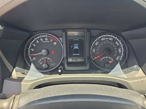 Used 2023 Toyota Tacoma SR AWD/4WD image 40