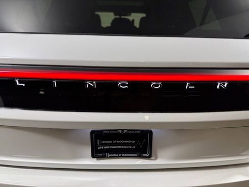New 2025 Lincoln Navigator L Black Label image 33