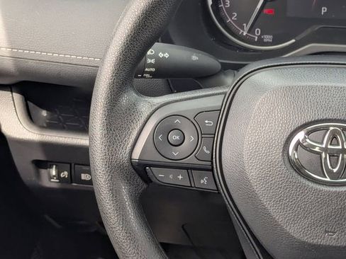 Used 2025 Toyota RAV4 XLE image 19