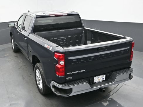 Used 2024 Chevrolet Silverado 1500 LT image 32