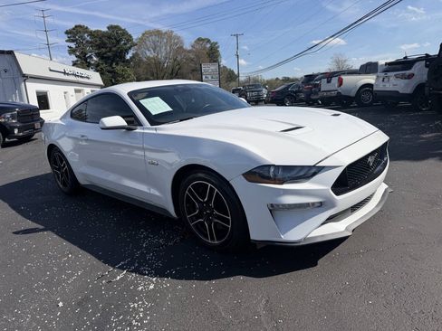 Used 2021 Ford Mustang GT w/ Equipment Group 301A RWD image 3