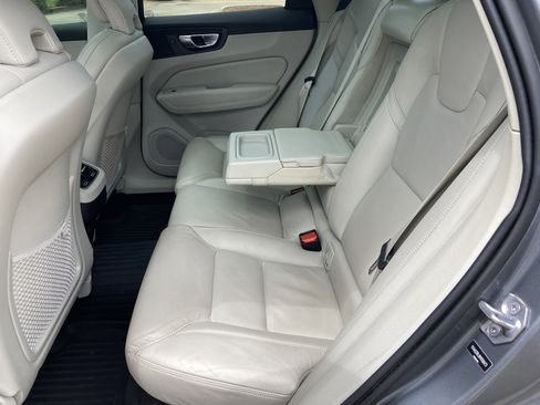 Used 2021 Volvo XC60 T6 Inscription AWD/4WD image 18