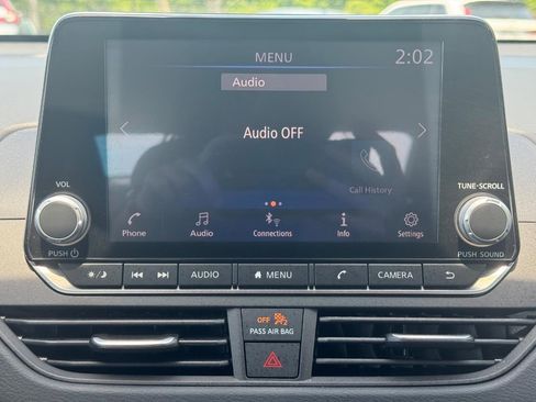 Used 2022 Nissan Altima 2.5 SR FWD image 14