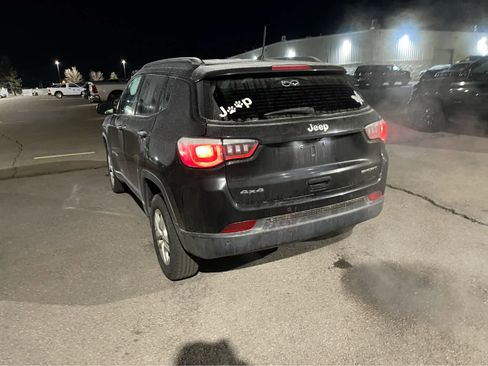 Used 2017 Jeep Compass Sport w/ Cold Weather Group image 4