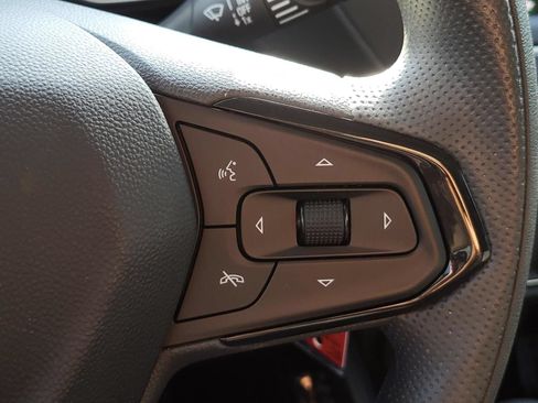 Used 2023 Chevrolet TrailBlazer LS FWD image 26