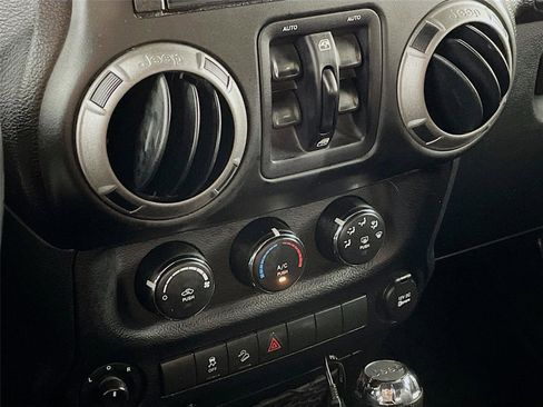 Used 2016 Jeep Wrangler Unlimited Sport w/ Quick Order Package 24S image 17