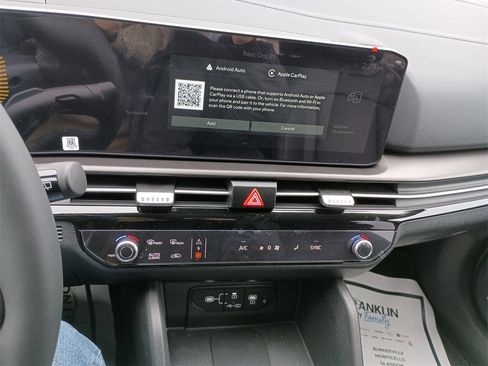 New 2026 Kia Sportage EX image 25