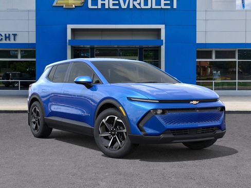 New 2026 Chevrolet Equinox EV LT image 31