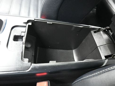 Used 2017 Ford Fusion SE image 22