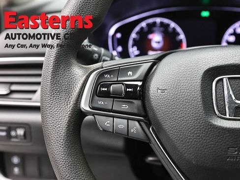 Used 2020 Honda Accord EX image 15