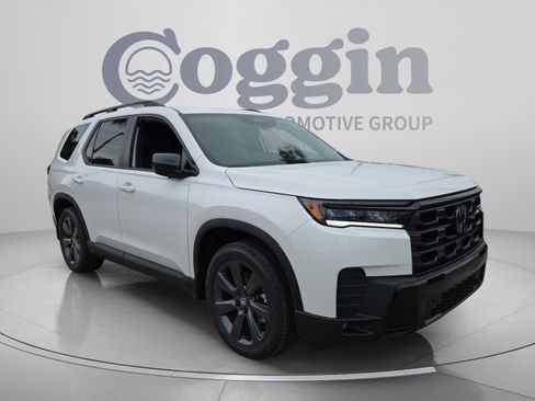 New 2026 Honda Pilot Sport image 7