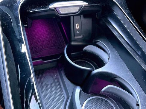 Used 2024 Mercedes-Benz GLC 300 GLC 300 image 24