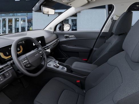 New 2026 Kia Sportage LX image 17