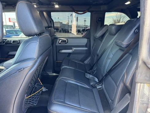 Used 2022 Ford Bronco Badlands w/ Sasquatch Package image 13