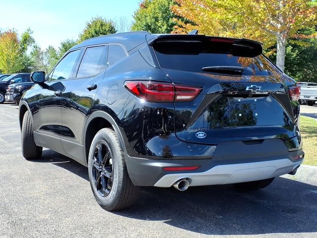New 2026 Chevrolet Blazer LT w/ Midnight/Sport Edition AWD/4WD image 4
