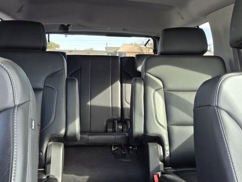 Used 2020 Chevrolet Tahoe LT image 28