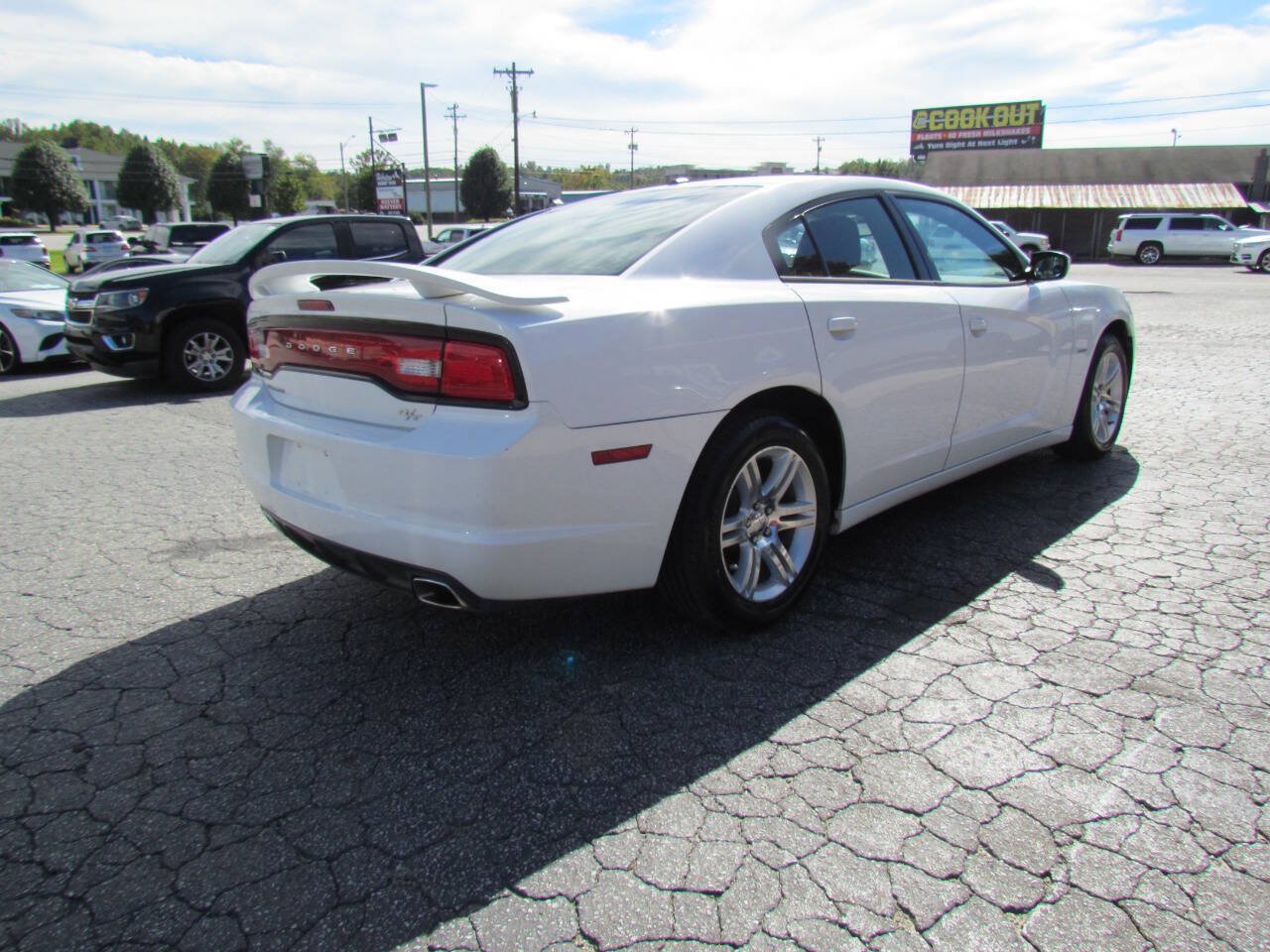 Used 2011 Dodge Charger R/T RWD image 5