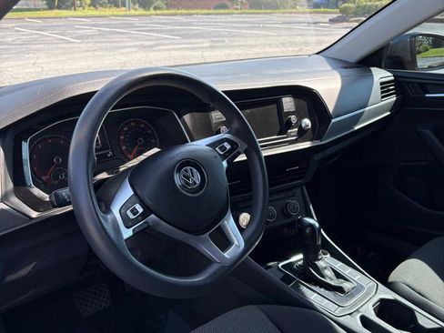 Used 2019 Volkswagen Jetta S w/ Driver Assistance Package FWD image 10