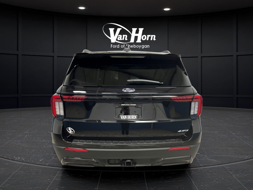 Used 2026 Ford Explorer ST-Line w/ ST-Line Street Pack AWD/4WD image 6